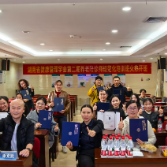 让老人看病不再难！湖南新一批专业陪诊师“毕业”了