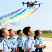 青少年警营研学：操控无人机，解锁警务新体验
