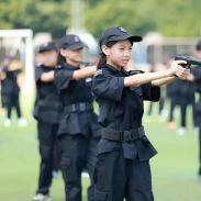 防身防欺凌必修！媒体与警校携手开启女童特训营