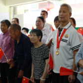 岁月峥嵘映初心，“七一”敬老传温情