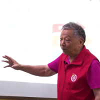 育人路上不歇脚—— 长沙“五老”邓学东21年如一日投身关心下一代工作