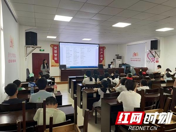 图片2(1).jpg 图片2(1).jpg
