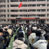 永顺县塔卧镇：开学第一课 法治护航成长路