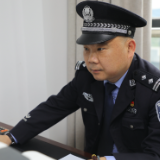 王平：扎根监管一线三十年的“老黄牛”