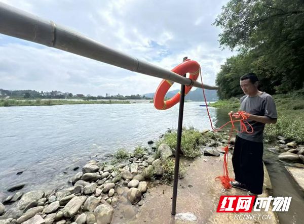 图片2_副本2.jpg 图片2_副本2.jpg