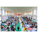 湘潭市中心医院“方舱”接种点闭舱 共完成接种73718人次