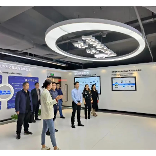 湘潭市大数据中心携手数字产业招商与算法协同创新专题调研组赴广东多家单位调研