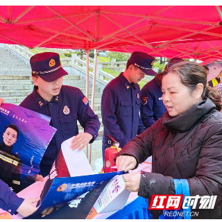 湘乡：美丽青春志愿行 龙城青年学雷锋