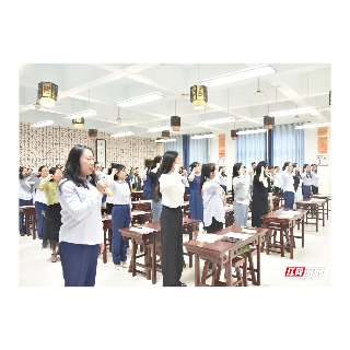 岳塘区火炬学校教育集团2023年秋季“薪火工程”师徒结对活动举行