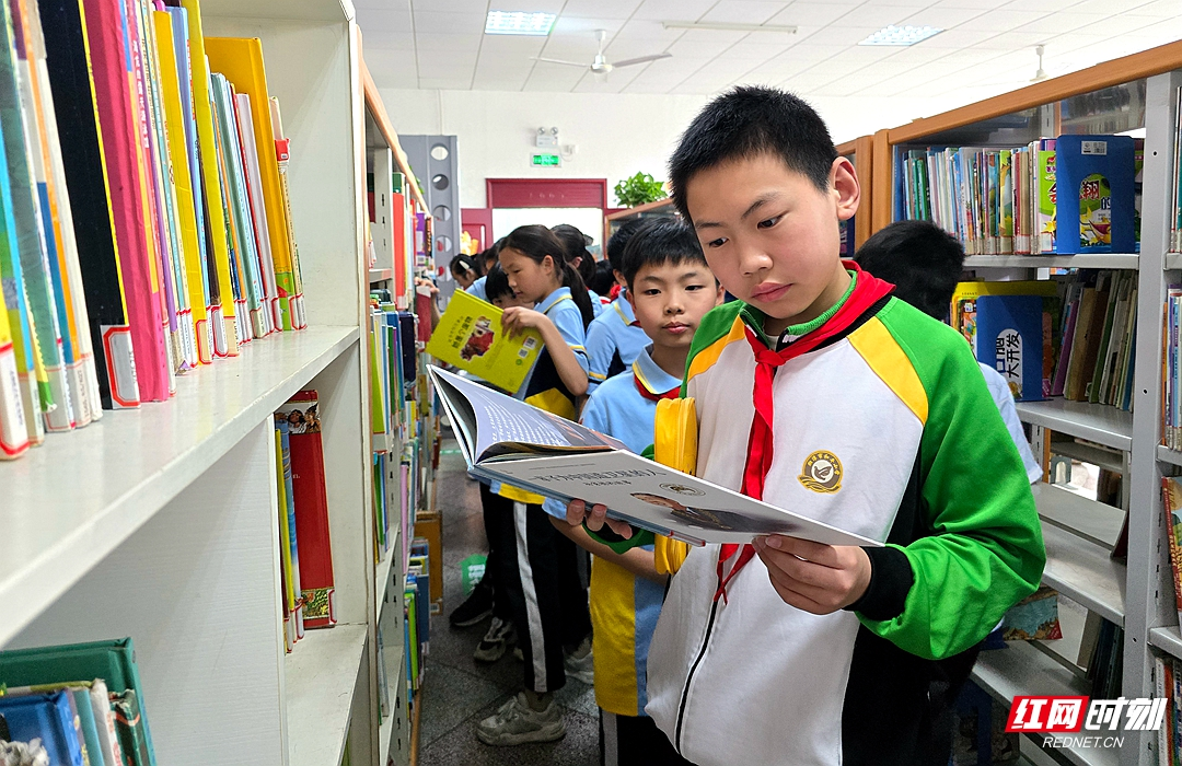 视频丨世界读书日 湘潭这些孩子开启“阅读存折”