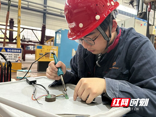 江麓集团：理化攻坚 筑牢质量“安全屏障”