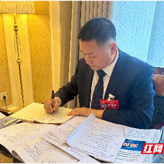 代表谈｜旷冬福：街头巷尾发现民生问题 办好群众“身边事”