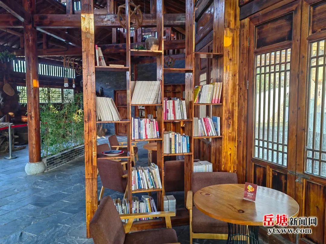 特色、雅致、安静！岳塘农家书屋“溢”书香