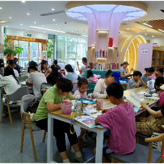 组图丨湘潭：暑期场馆成 “热宠” 清凉里乐享学习时光