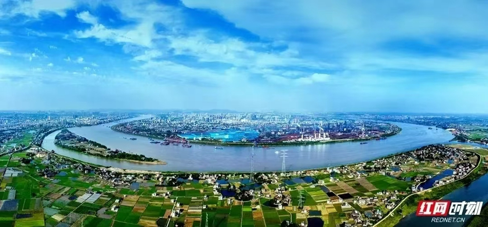 视频丨为家乡战巅峰 “湘超”湘潭战歌吼起来！