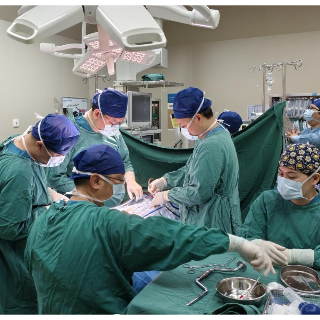 6个月“大头宝宝”跨城求医 刷新湘潭市中心医院最低龄V-P分流纪录