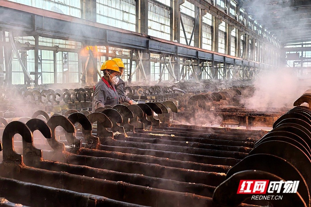 我爱湘潭我的家·新春走基层丨湘潭电化：春节不停产 冲刺“开门红”