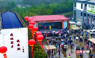 碧泉潭畔花朝盛启 湘潭碧泉潭公司以水为媒赋能乡村振兴