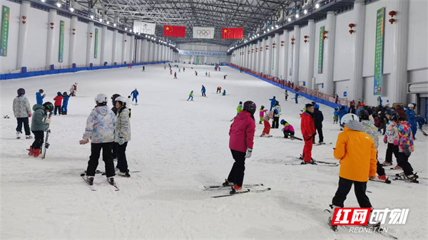 2025五一 冰雪世界.jpg