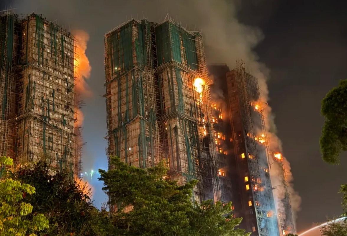 大埔火灾牵动湘心 香港湖南联谊总会集结500名义工驰援