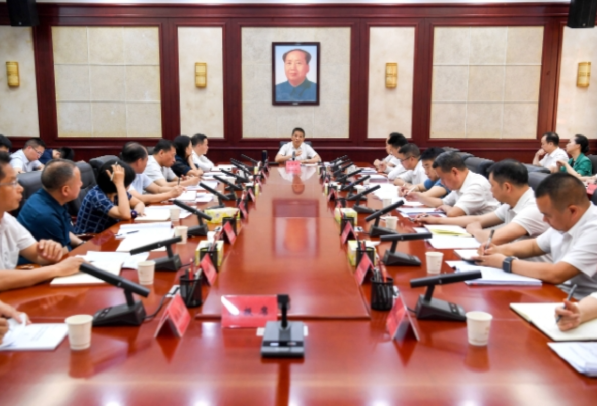 许忠建主持召开怀化市委宣传思想文化和统一战线工作领导小组2025年第二次会议