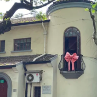 “蝴蝶结阳台”刷屏：打卡可以，但应有度