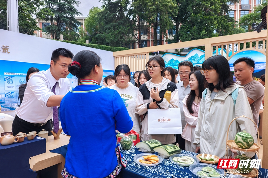 92ee22a84c34805bf9cb314c4e8a2fc_副本.jpg