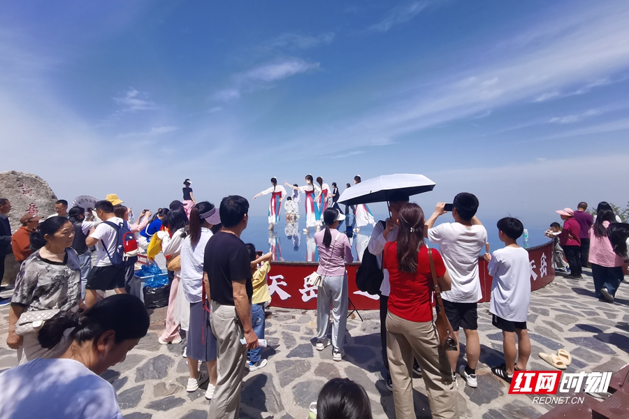 幕浮山.jpg