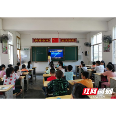 吉首大学“云上安全课堂”：预防溺水，健康成长