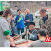 保靖：疫苗接种送上门 入村入户暖人心