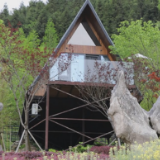 百名记者百村行丨凤凰县竹山村：“民宿+苗寨”的沉浸式旅居体验