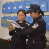 省女子监狱陈平:一个为心灵配钥匙的人