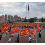 安仁县一中千名学子 “壮行”高三学长