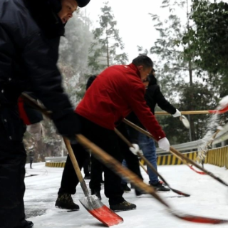 宜章县积极应对低温雨雪冰冻天气