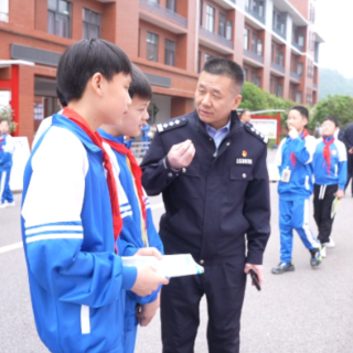 临武县：国家安全教育”进校园 普法护航助青少年成长