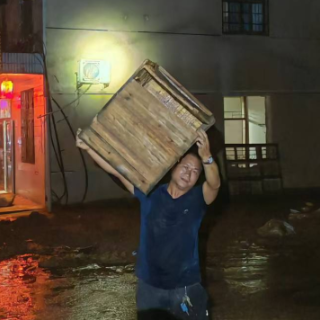 洪灾无情 代表有爱｜资兴市人大代表黎忠任的心意