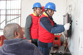 新春走基层｜国网嘉禾县供电公司：电力人的坚守点亮万家灯火