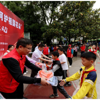 山城桂东“红”似火 志愿服务暖人心