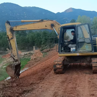 安仁牌楼乡：修水利润良田保灌溉助春耕