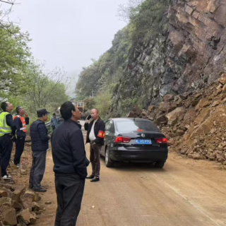 永兴县便江街道塘门口村：闻险而动冲在前 全力抢修护畅通