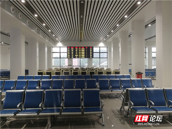 郴州高铁站候车厅图片图片
