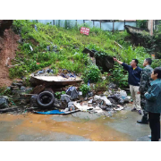 北湖区涌泉街道柏树下社区：调解坍塌护坡隐患难题