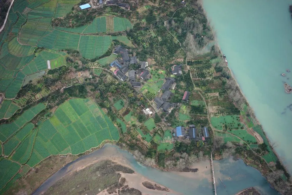 640.webp (8).png 640.webp (8).png