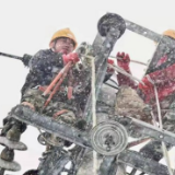 赫山区协力抗击低温雨雪天气