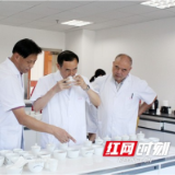 第五届湖南·安化黑茶文化节名优产品专家评审会在白沙溪举行