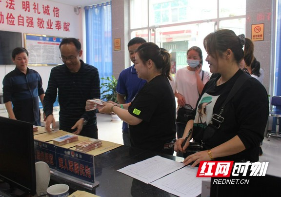 56c270ed1c274085a96f9cf67901aac7.marked.jpg
