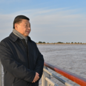 和人民在一起丨凝望母亲河