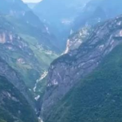 祖国颂·美丽中国丨重庆巫溪：壮美大峡谷 致富挂壁路