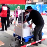 接力配送!成都全力保障高风险地区居家人员生活平稳有序