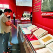 百年征程中，那些闪亮的法治印记